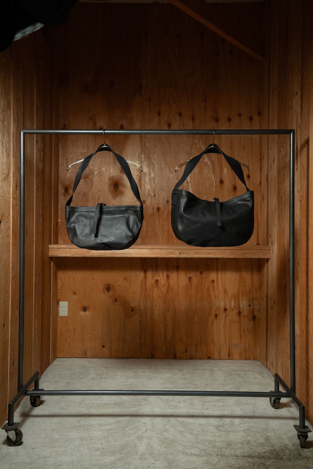 T.T Newsboy Bag Horse Leather | ALTERFATE