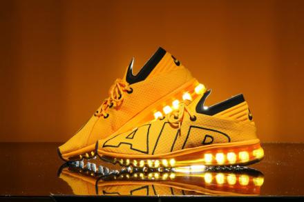 国内6月10日発売予定】 ナイキ エアマックス フレア 全3色