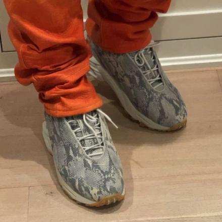 国内5月19日発売予定】ドレイク/ノクタ × ナイキ ホット ステップ エア