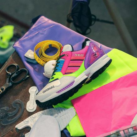 国内4月30日発売予定】オーバーキル × アディダス オリジナルス ZX