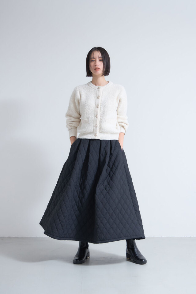 キルティングタックフレアスカート