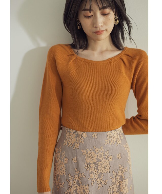 バックリボンニットプルオーバー