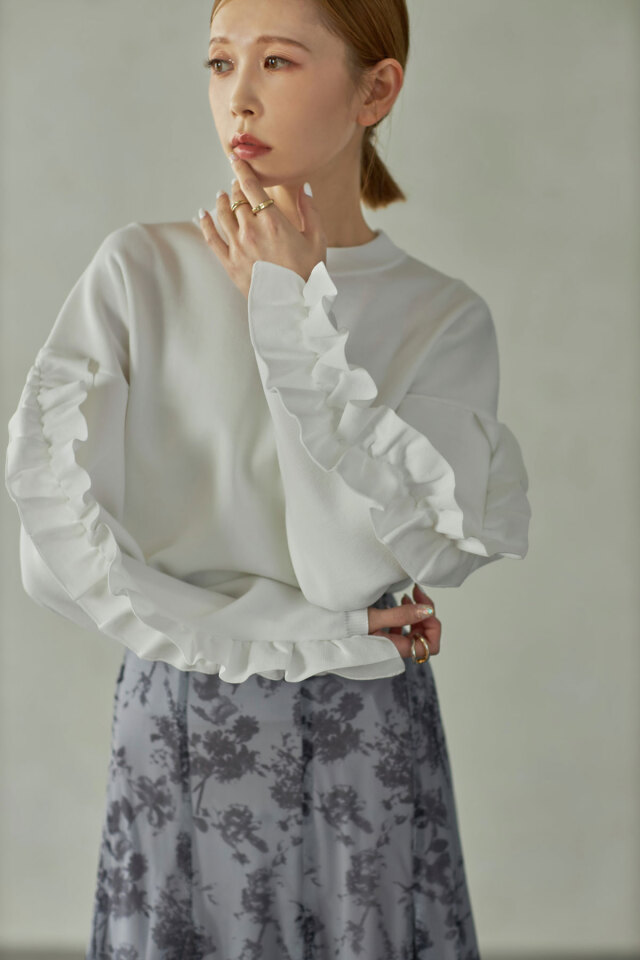 フリルスリーブニットプルオーバー