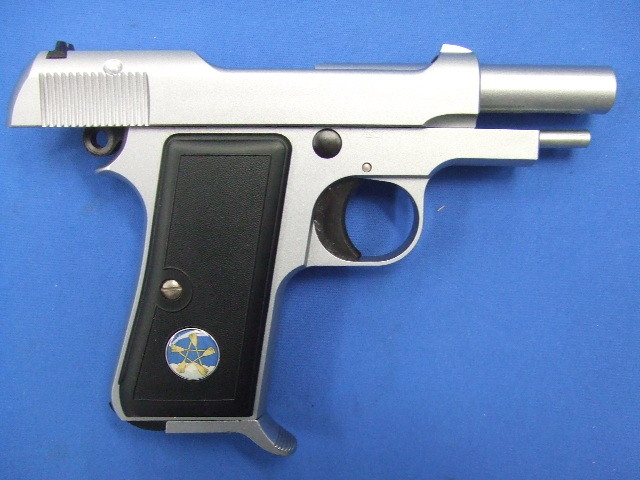 ベレッタ M1934 フランチェスカ・ルッキーニ ストライクウィッチーズ2