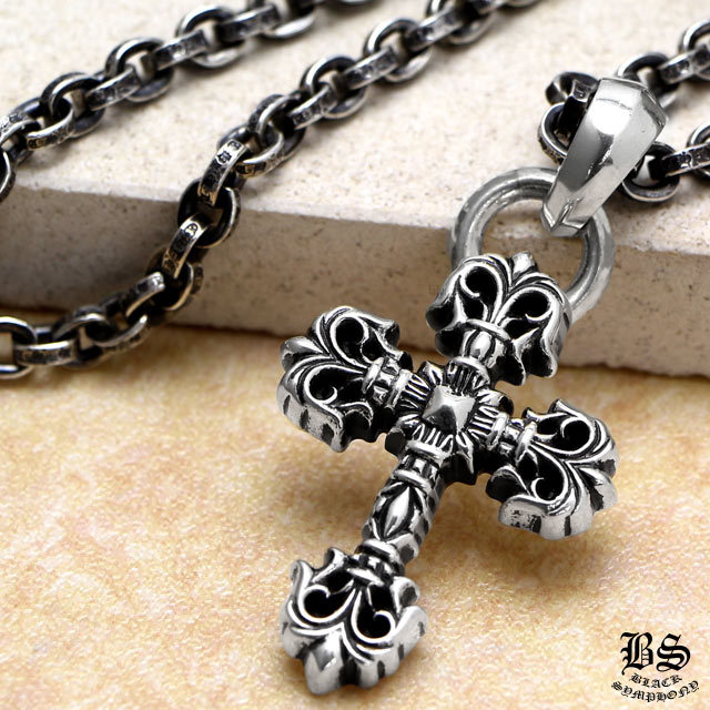 クロムハーツフィリグリークロスペンダントXSwithベイル＆ペーパー