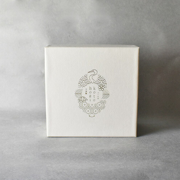 平盃 kotohogi 鶴 / ぐいのみ 盃 酒器 猪口 日本酒 波佐見焼 ≪在庫