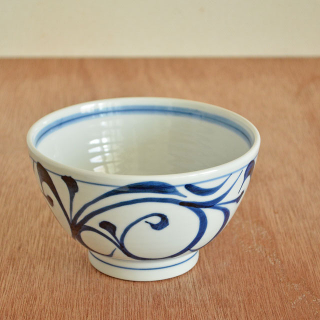 砥部焼の和食器 岡田陶房の丼鉢 【砥部工房 からくさ】