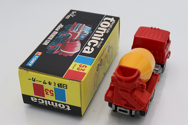 ミニカーショップ ケンボックス トミカ 黒箱☆53-1-15☆日野ミキサー