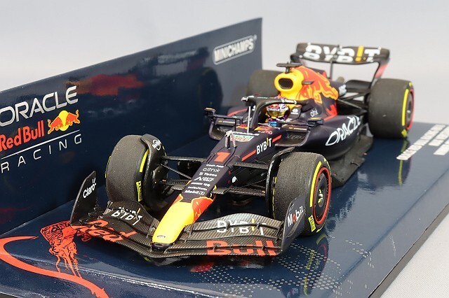 ミニチャンプス 1/43 オラクル レッドブルレーシング RB18 2022 F1