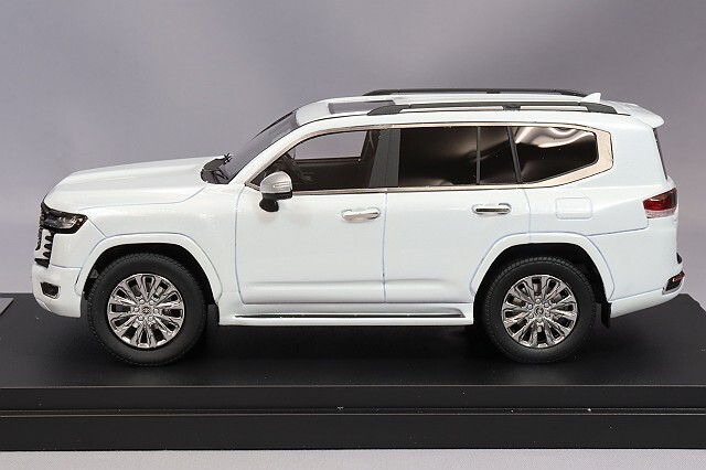 MARK43 1/43 トヨタ ランドクルーザー (JA300W) ZX プレシャスホワイト