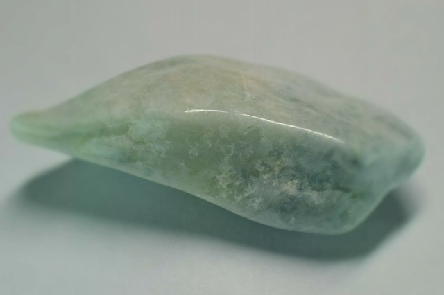 糸魚川産 翡翠原石