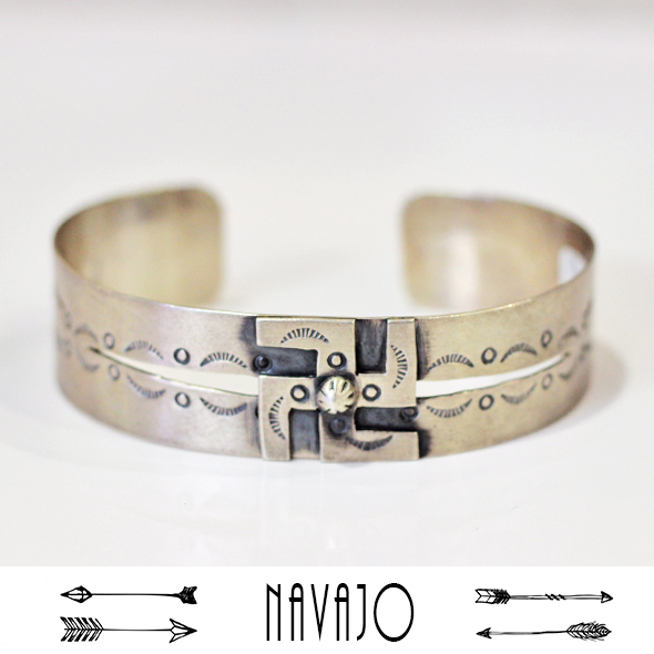 INDIAN JEWELRY P.A.SMITH ナバホ族 シルバーバングルを通販【paper福岡】