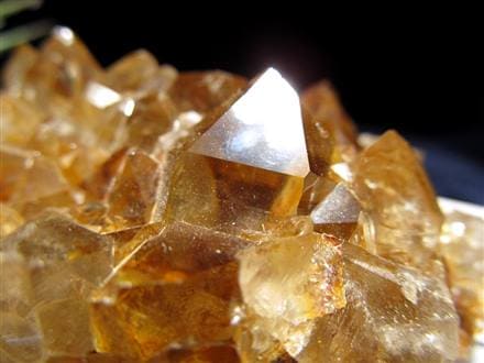 ◇希少な国産水晶◇圧倒的透明感◇キラキラと輝く美結晶◇イエローライ