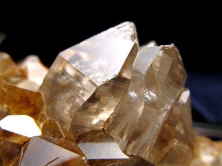 ◇希少な国産水晶◇圧倒的透明感◇キラキラと輝く美結晶◇イエローライ