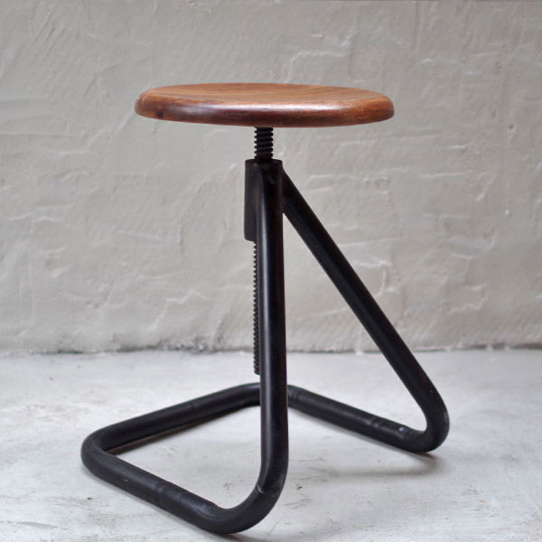 FR IRON STOOL