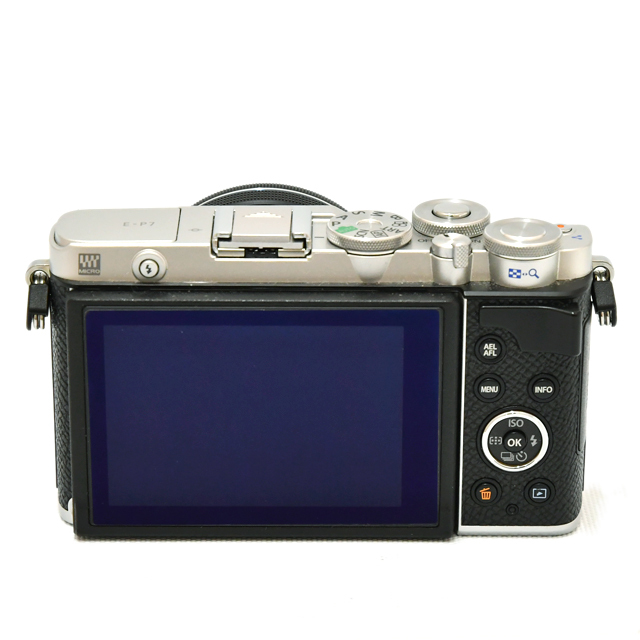 中古】オリンパス ミラーレス一眼 PEN E-P7 シルバー・ M.ZUIKO 14