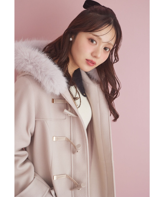 取り外し可能なファー付きフィット＆フレアシルエットダッフルコート