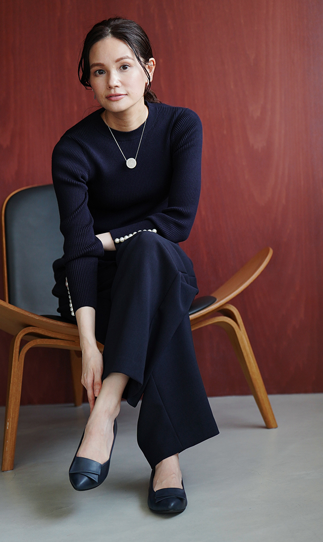 コーデの幅を広げるエレガントな