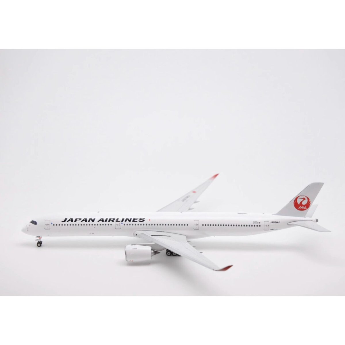 非売品・新商品情報】1/400 A350-1000 JAL「A350-1000初号機」 JA