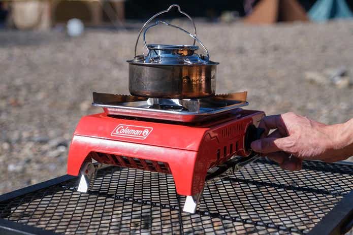 徹底レビュー】話題の新作！コールマン「シングルガスストーブ120A」は