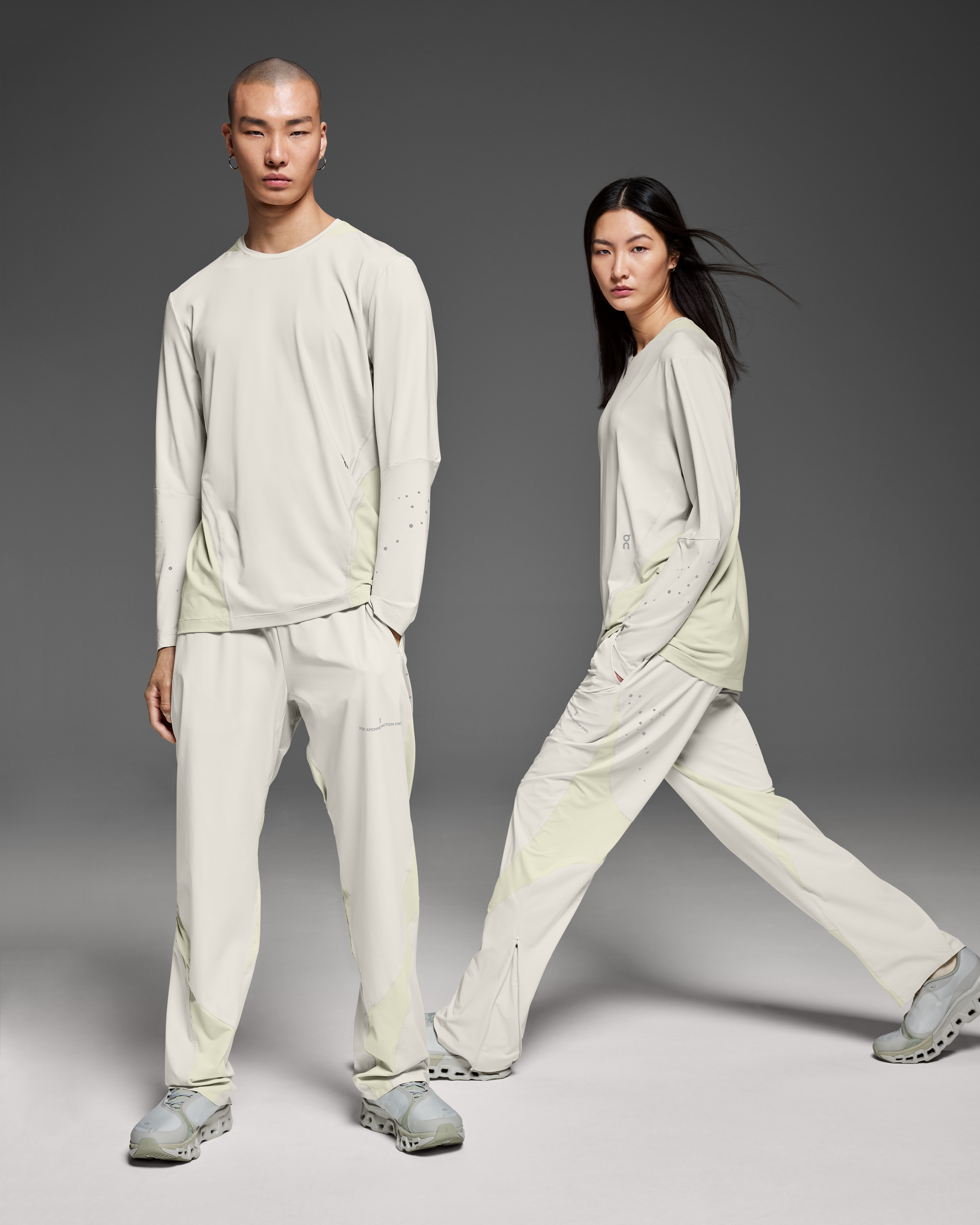 Running Long-T PAF | Beige & White | On United States