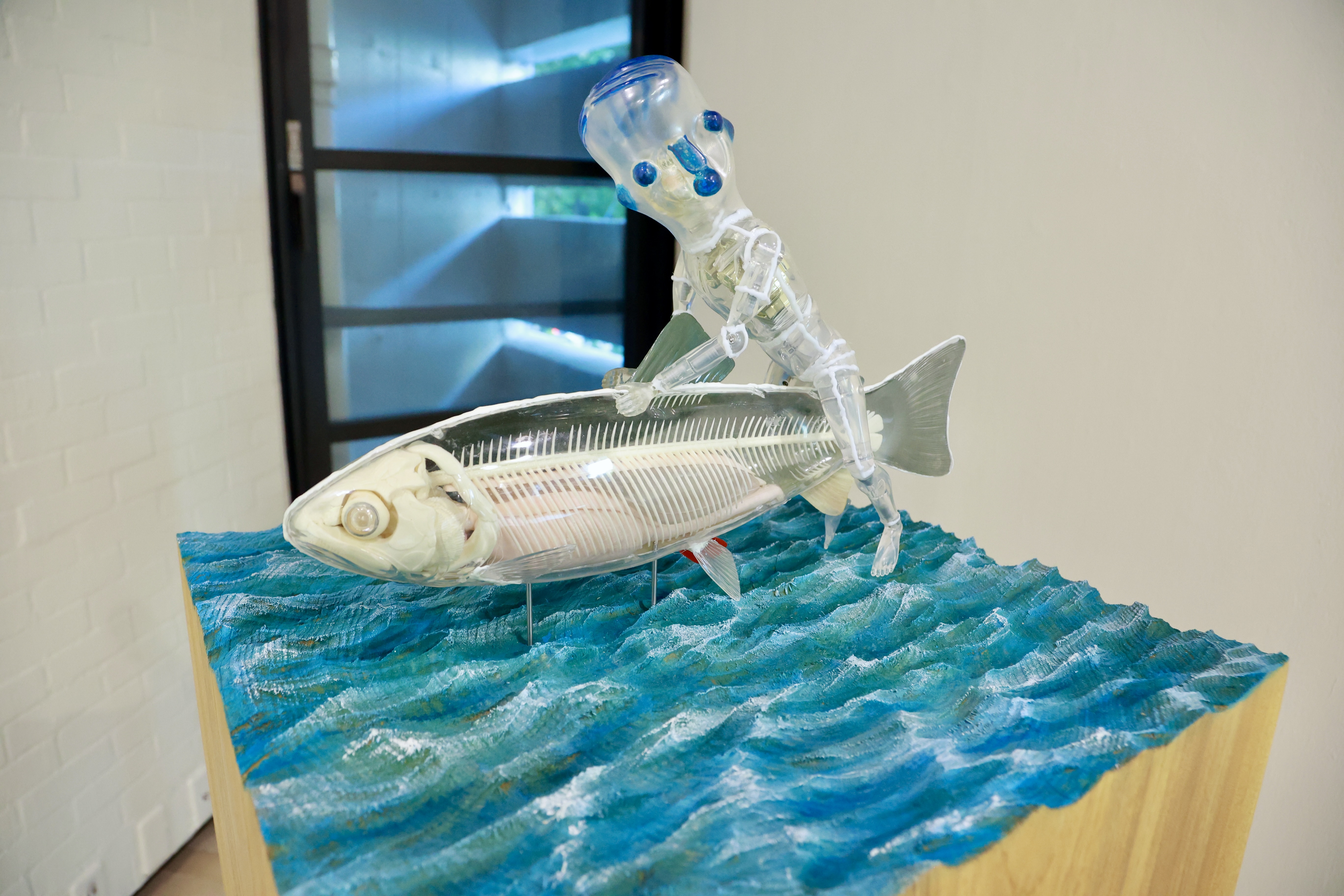 加藤泉インタビュー。プラモデルが語りかけてくるとき｜Tokyo Art Beat