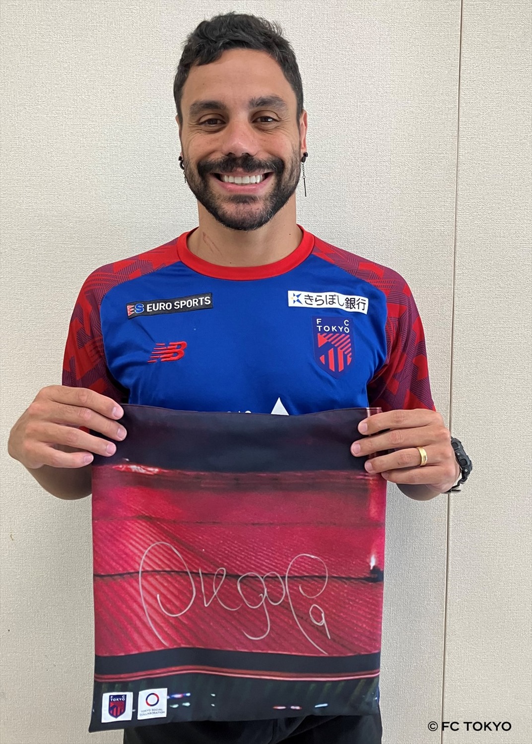 HATTRICK（ハットトリック）-選手の想いをファンへ届ける公式