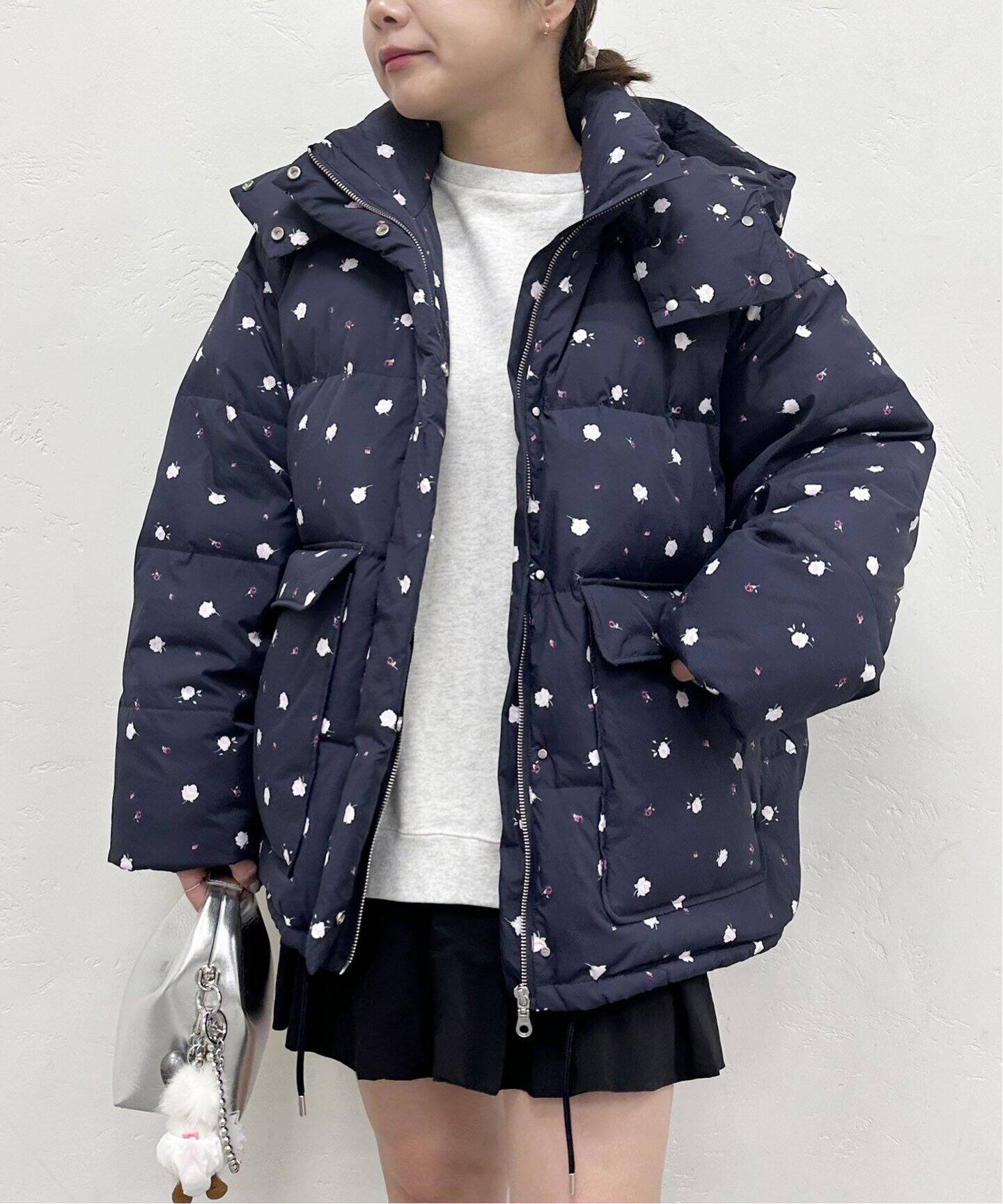 フラワープリントフードパファージャケット（ダウンジャケット）｜U by