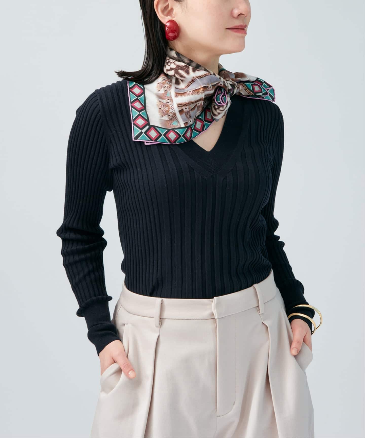 イタリア糸 RIB Vネックプルオーバー（ニット／セーター）｜VERMEIL