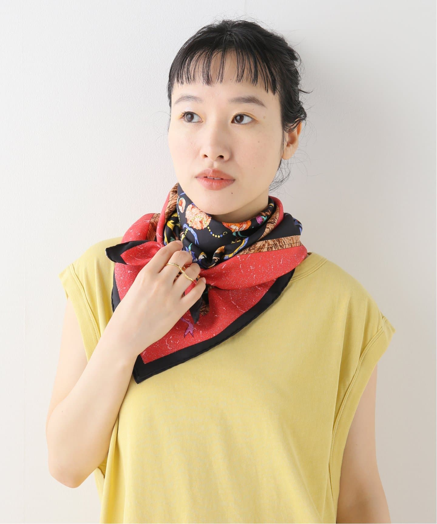 エルメス HERMES スカーフ カレ90 東洋の石と西洋の石細工 HERMES