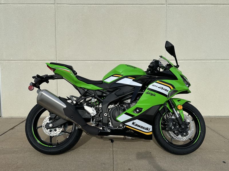 New 2025 Kawasaki Ninja ZX4RR KRT Edition ABS | Cross Country