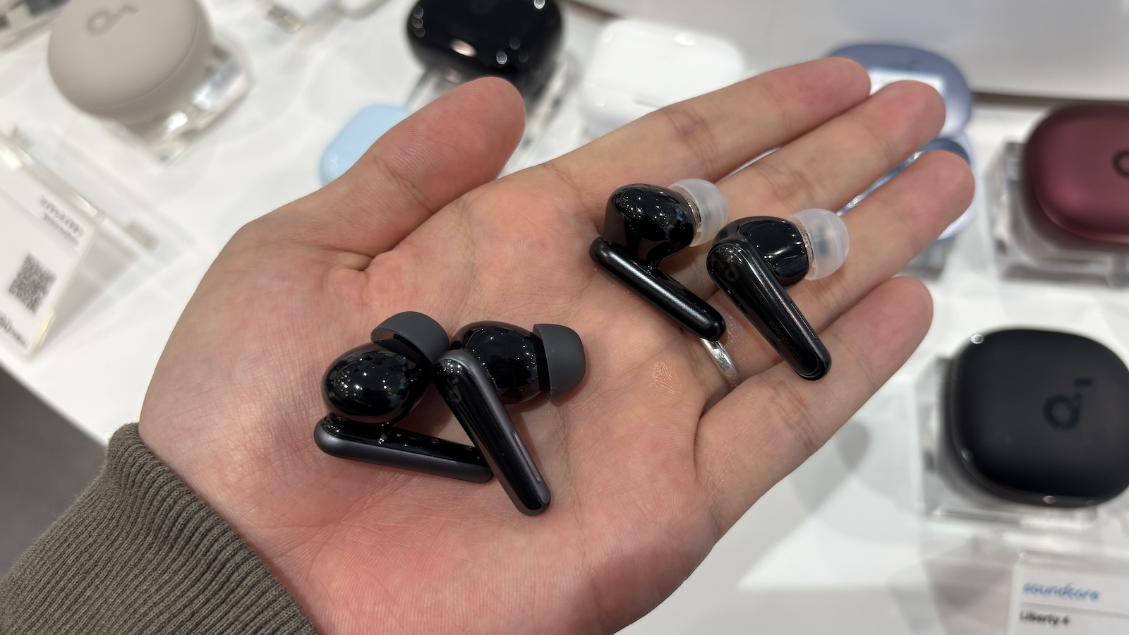 Soundcore Liberty 5をレビュー！前作超え確実の最強バランス機