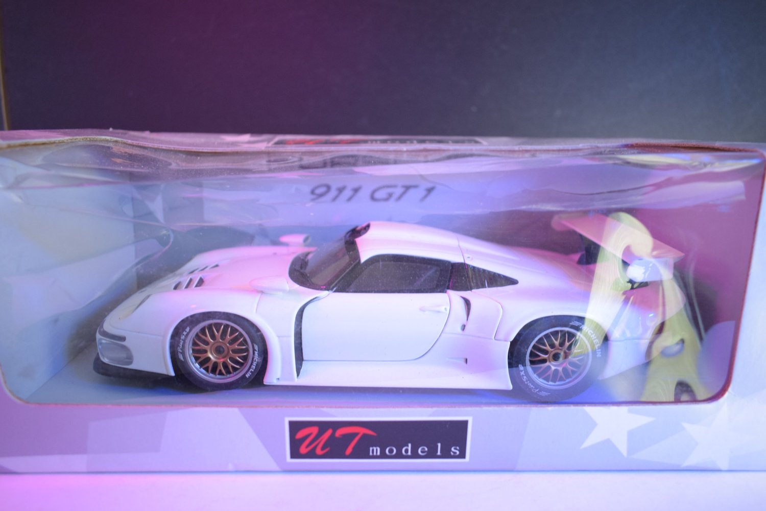 porsche 911 GT1 racing UT boxed, 1:18 scale variuos model — CS