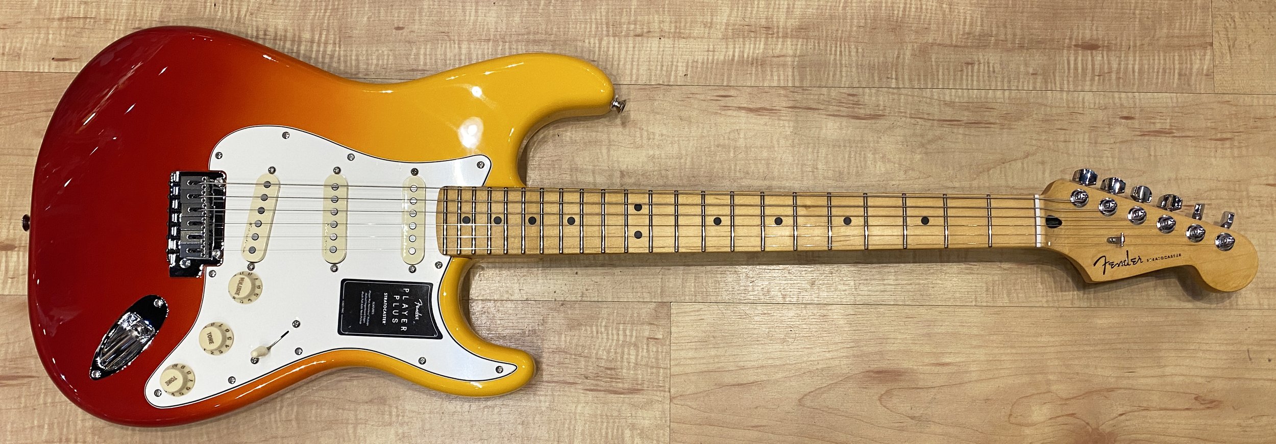 Fender Player Plus Stratocaster Electric Guitar Tequila Sunrise
