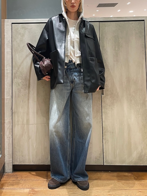 CROSS WAIST WIDE STRAIGHT/クロスウエストワイドストレートデニム