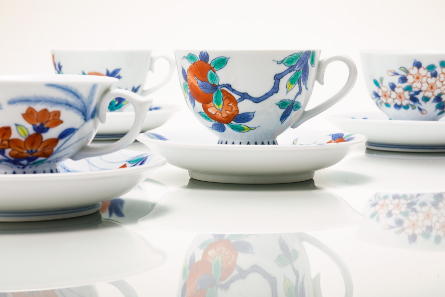 鍋島虎仙窯 - 秘窯の里伊万里大川内山へ日本の伝統工芸品伊万里焼