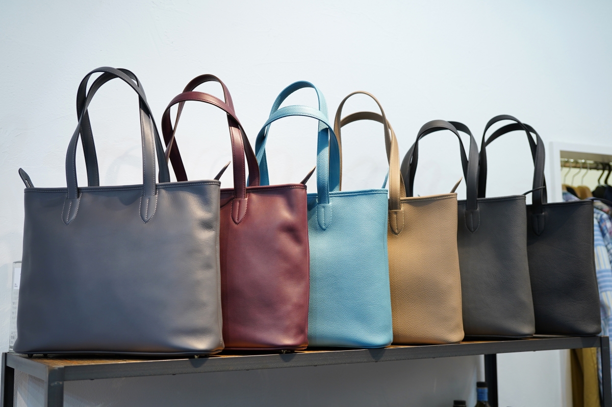 ル・ボナーさんより待望の新作バッグ、絶妙な塩梅に出来たフェルミー