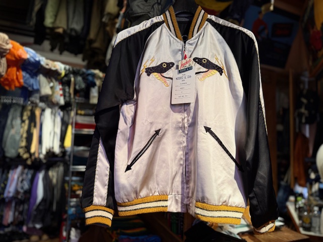 きた！！東洋エンタープライズ60周年記念のスペシャルスカジャン