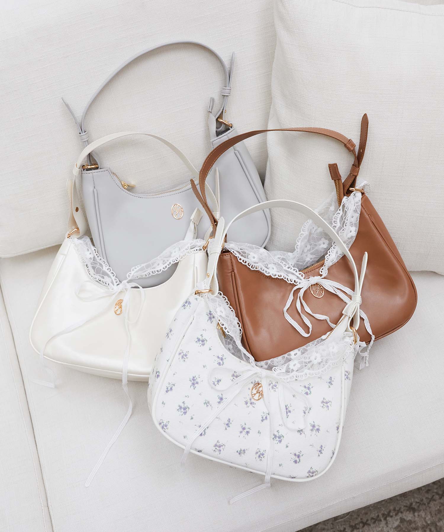 GWノベルティ「バブーシュカセットムーンバッグ」｜マジェスティック