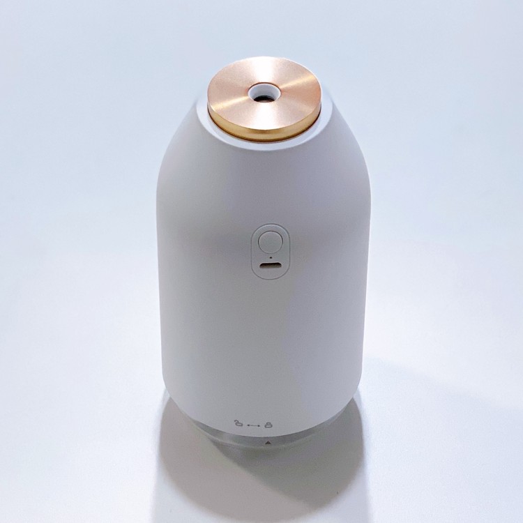 3COINS】スリコの充電式ポータブル加湿器、本当に1650円でいいんですか