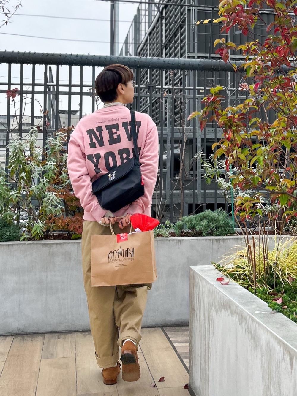 NYLON MESSENGER BAG (XS) FLIGHT NYLON BACKING BP W/DIV MGNT