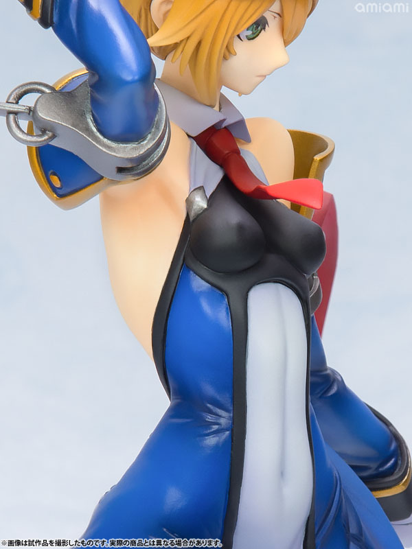 BLAZBLUE ノエル＝ヴァーミリオン 旧衣装Ver. 1/7 完成品フィギュア