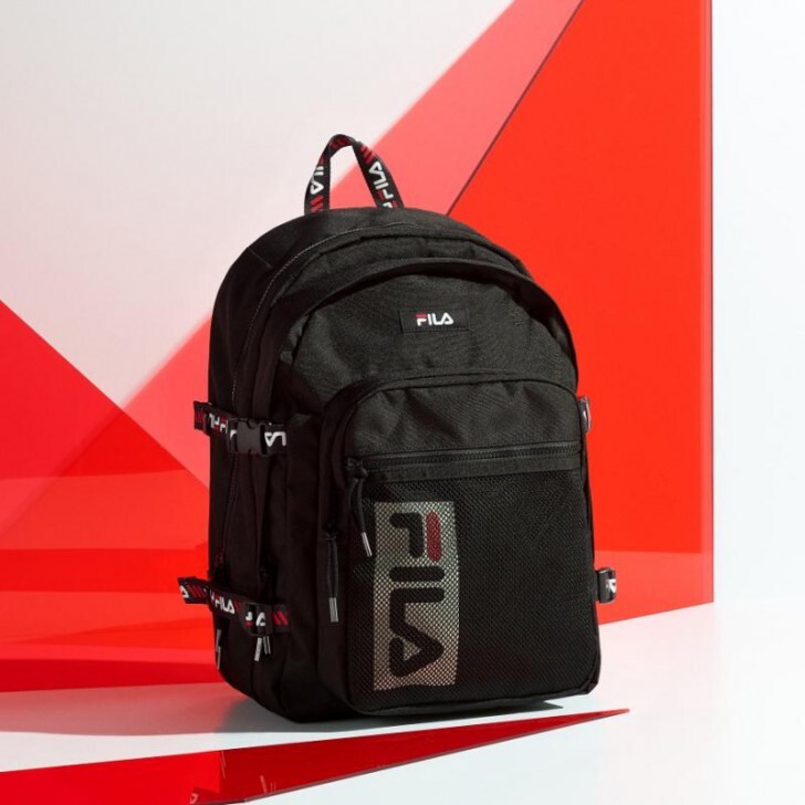 BTS着用モデル ファンブック付き】FILA フィラ リュック デイパック