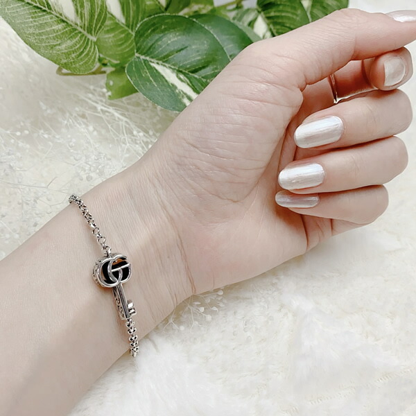 GUCCI グッチ ブレスレット シルバー ブランド キー チャーム ユニ