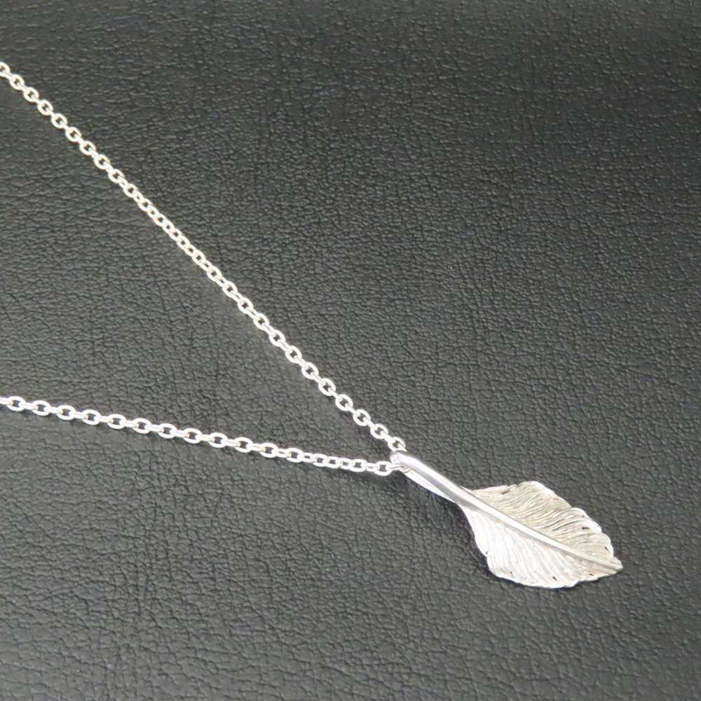 ハートフェザーネックレス シルバー925 【刻印無料】 ハートフェザー