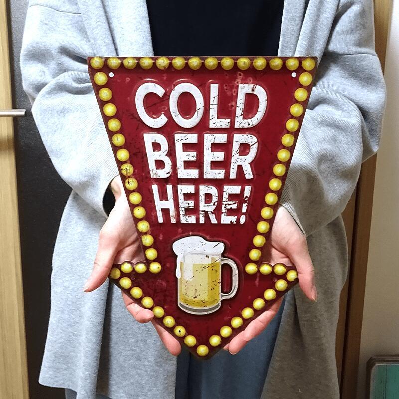 ブリキ看板 ポップ 矢印 ビンテージ ビール COLD BEER HERE お酒