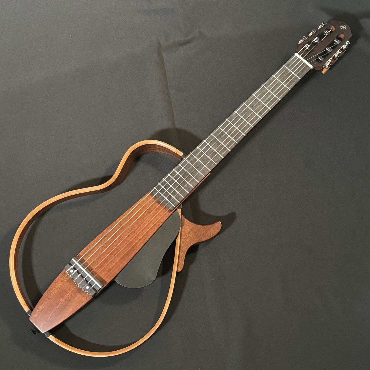 YAMAHA SLG200N NT (ナチュラル) サイレントギター ナイロン弦モデル