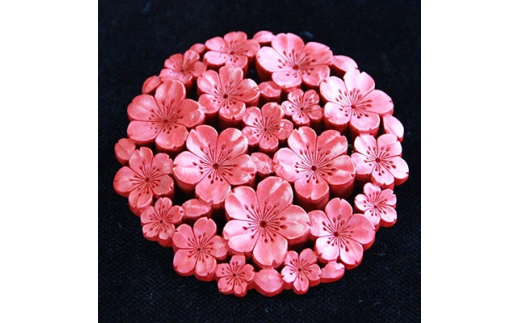 つげ細工 ブローチ(月にもみじ) 約8cm【1116500】 - 大分県日出町