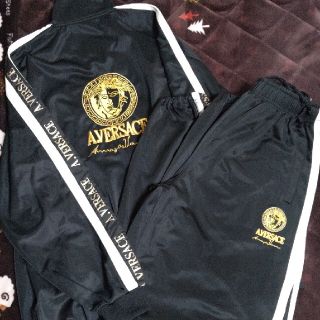 VERSACE（ジャージ）のフリマアイテム一覧