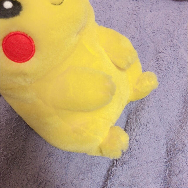 ピカチュウ 2001年 ぬいぐるみの通販 by キラキラ｜ラクマ